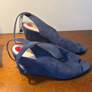 Louise et Cie Navy Wedge Sandals